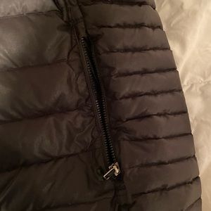 SOLD !Patagonia Black Jacket Size Medium.